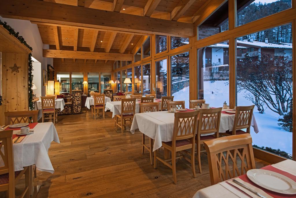 Hotel Dufour Chalet - Adults Only Zermatt Exterior photo